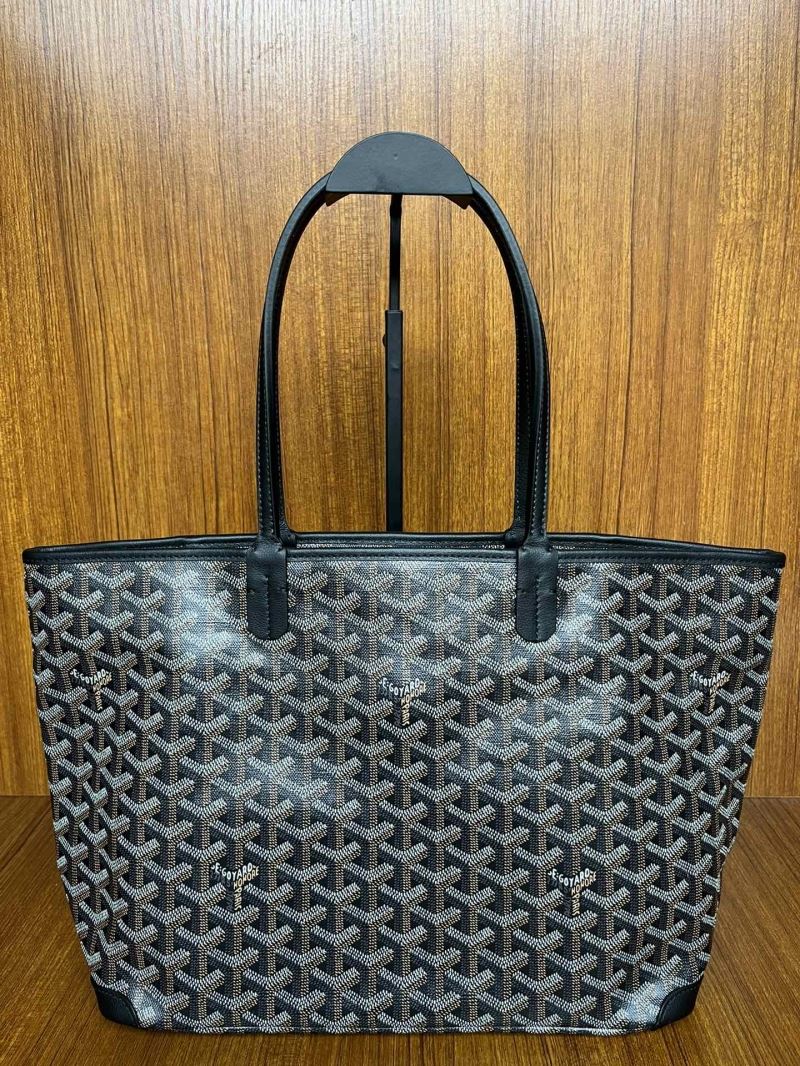 Goyard Shopping Bags